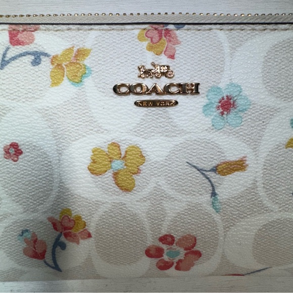 COACH Wallet Long FC8695 C8695 Chalk Multi Signature Mystical - Picture 7 of 8